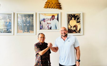 Pertemuan Hangat Wayan Koster dan De Gajah: Sepakat Bersatu Demi Bali