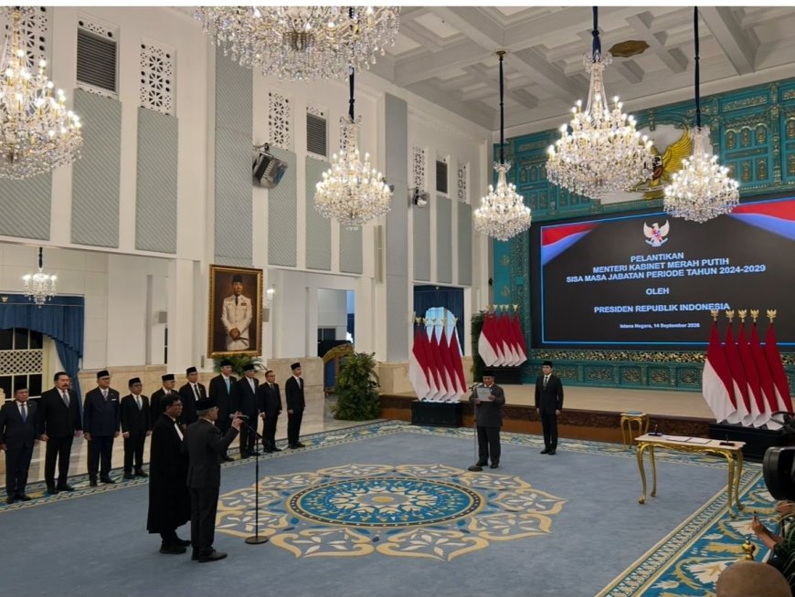 President Prabowo Subianto Swears In Suahasil Nazara as Indonesia's New Finance Minister